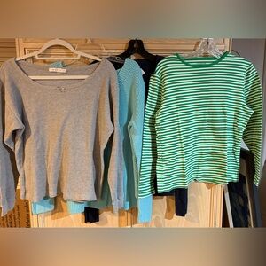 Women's Size Large 3 Top Bundle